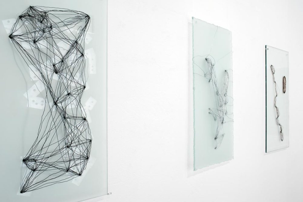 Monika Ihl 2003 Verknüpfungen in Glas Titel Eisenstruktur