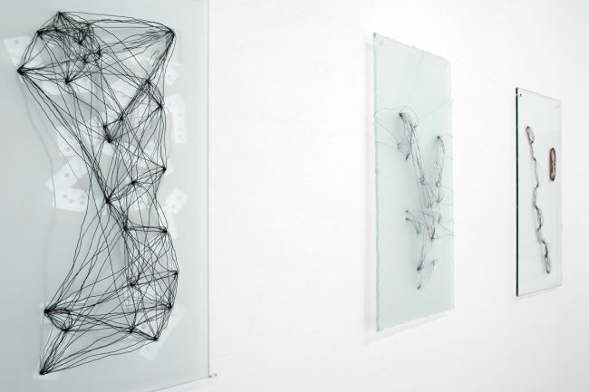 Monika Ihl 2003 Verknüpfungen in Glas Titel Eisenstruktur